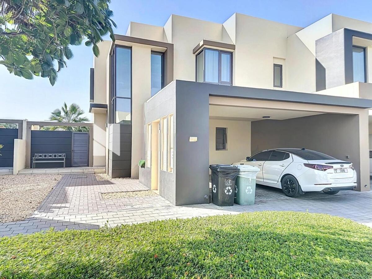 Modern Five Bedroom With Bbq And Garden * Dubai