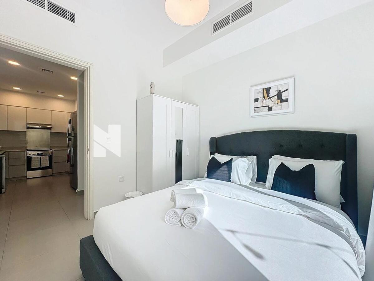 Apartment Modern Five Bedroom With Bbq And Garden Dubai
